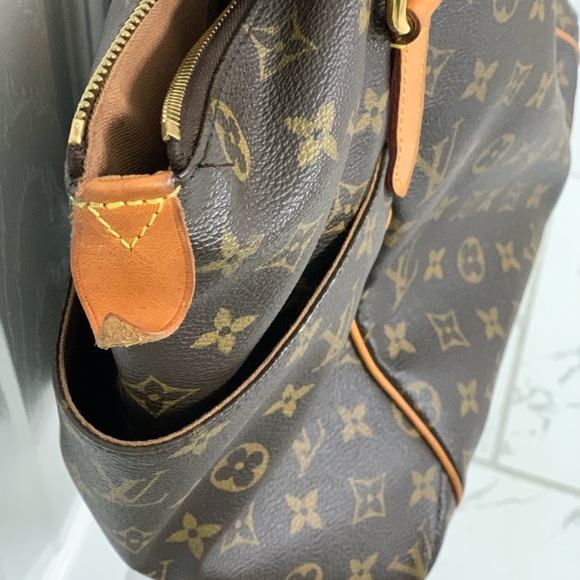 Louis Vuitton Totally PM Tote - Picture 8 of 15